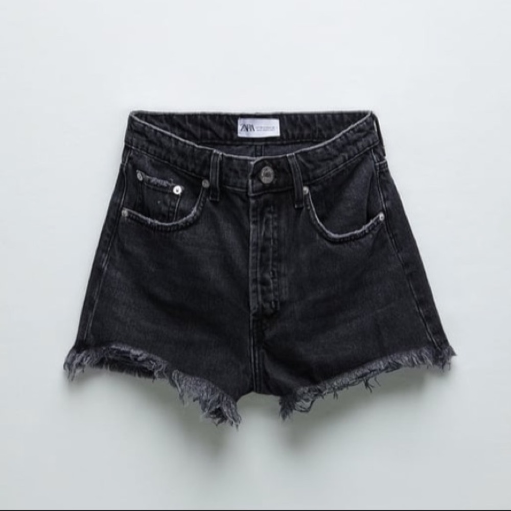 NWT Black Zara High Rise Cut Off Denim Shorts